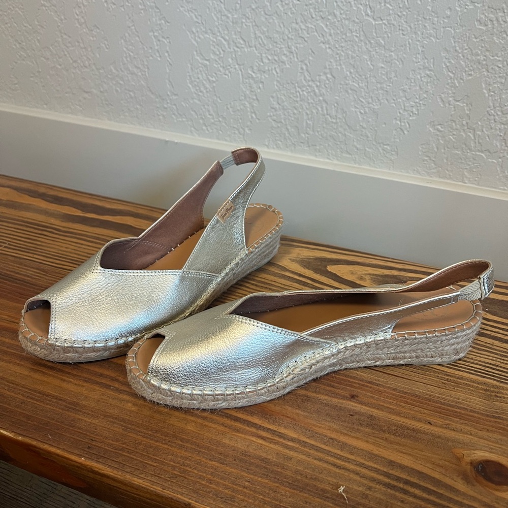 Toni Pons Origens size 41 platinum color